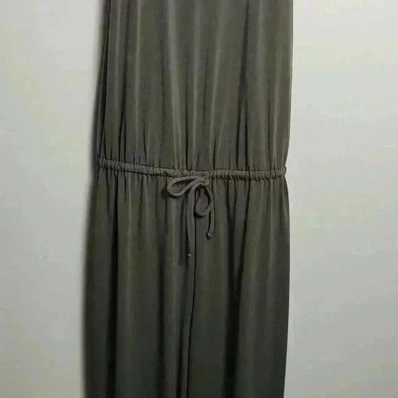 Lanston NWT Halter Sleeveless Jumpsuit in Army Green Size Large - Picture 4 of 14